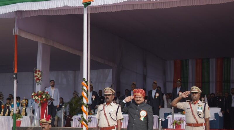 एसईसीएल मुख्यालय में हर्षोल्लास के साथ मनाया गया 77वां गणतंत्र दिवस