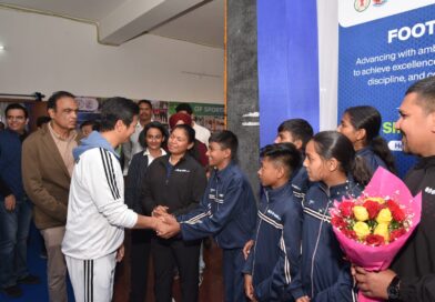 बालको के खेल अकादमी में फुटबॉलर बाइचुंग भूटिया ने किया खिलाड़ियों का उत्साहवर्धन, 100 से अधिक खिलाड़ियों को सिखाए अनुशासन के गुर और तकनीकी बारीकियां