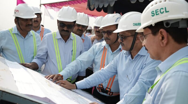 तीन दिवसीय दौरे पर एसईसीएल पहुंचे कोल इंडिया चेयरमैन, कुसमुंडा मेगा प्रोजेक्ट का किया विस्तृत निरीक्षण