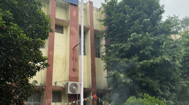 जिला न्यायालय कोरबा में स्वतन्त्रता दिवस के अवसर पर वृक्षारोपण कार्यकम