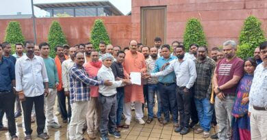 मानिकपुर विस्तार परियोजना की पर्यावरणीय जनसुनवाई का विरोध; लाठी-डंडा खाएंगे…चाहे जेल जाएंगे, नहीं होने देंगे जनसुनवाई