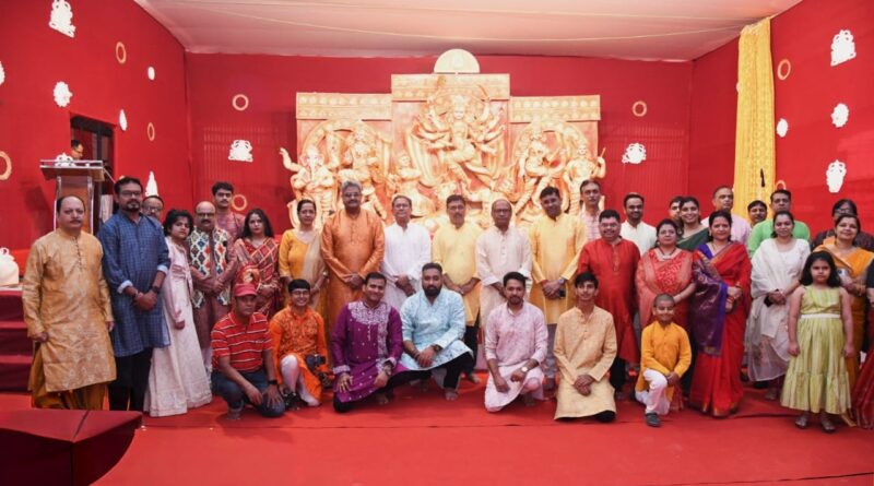 पारंपरिक वस्तुओं से सजा बालकोनगर का दुर्गा पूजा पंडाल, अतीत की यादों को करेगा जीवंत